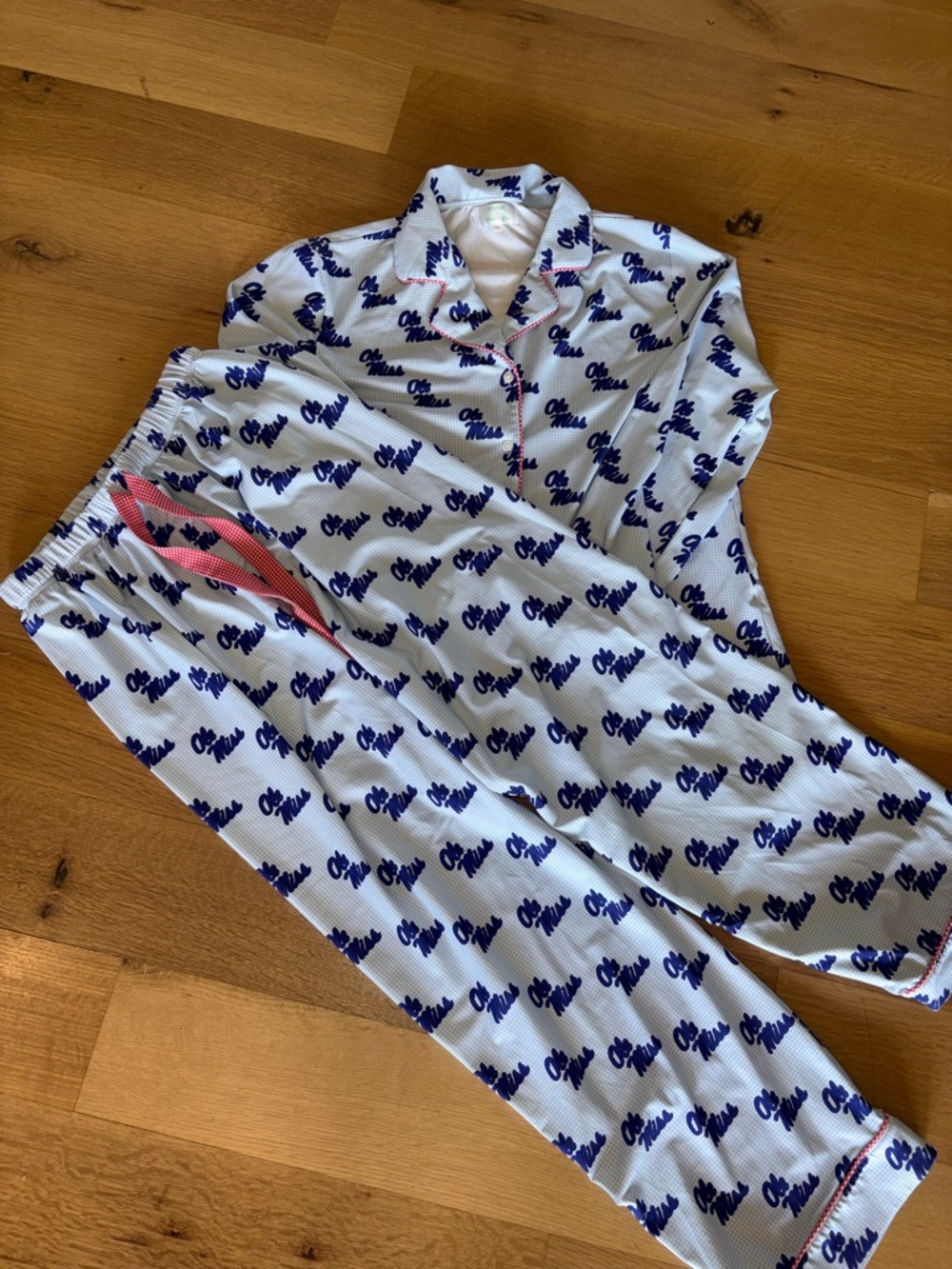 Woman’s Ole Miss Foster Cecil and Lou pajama set!